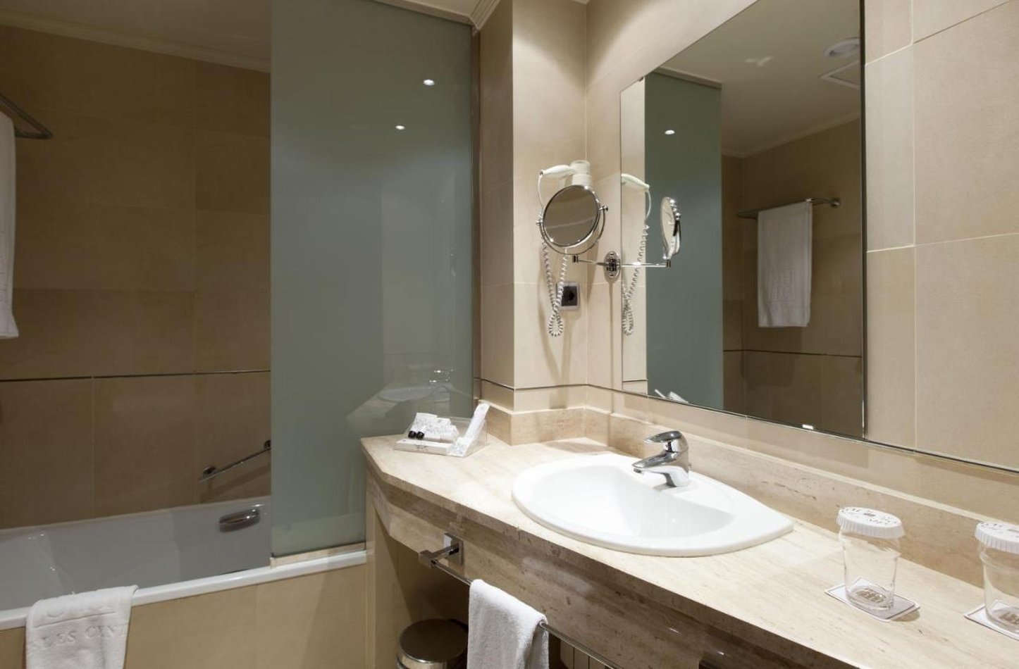 Hotel Badajoz Center 68/71
