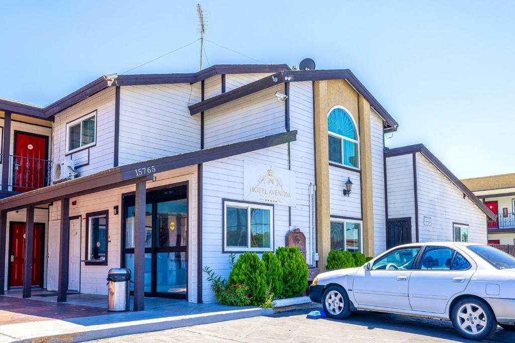 Hotel Avenida Victorville I-15 31/44