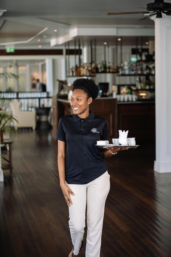 Kempinski Seychelles Resort 13/78