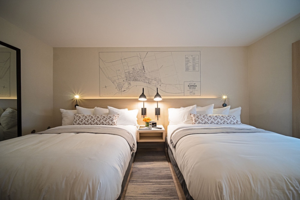 The Insignia Hotel, Sarnia, a Tribute Portfolio Hotel 6/55