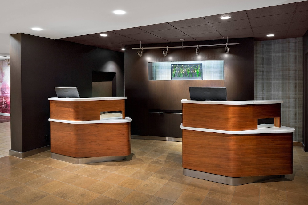 Lobby at COURTYARD PITTSBURGH AIRPORT, CORAOPOLIS - PA