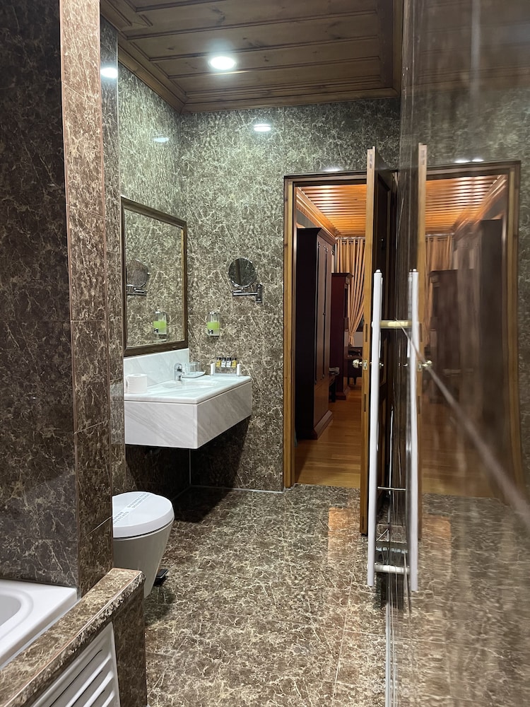 غرفة ديلوكس بسرير كينج، Kyveli Suites 3/3