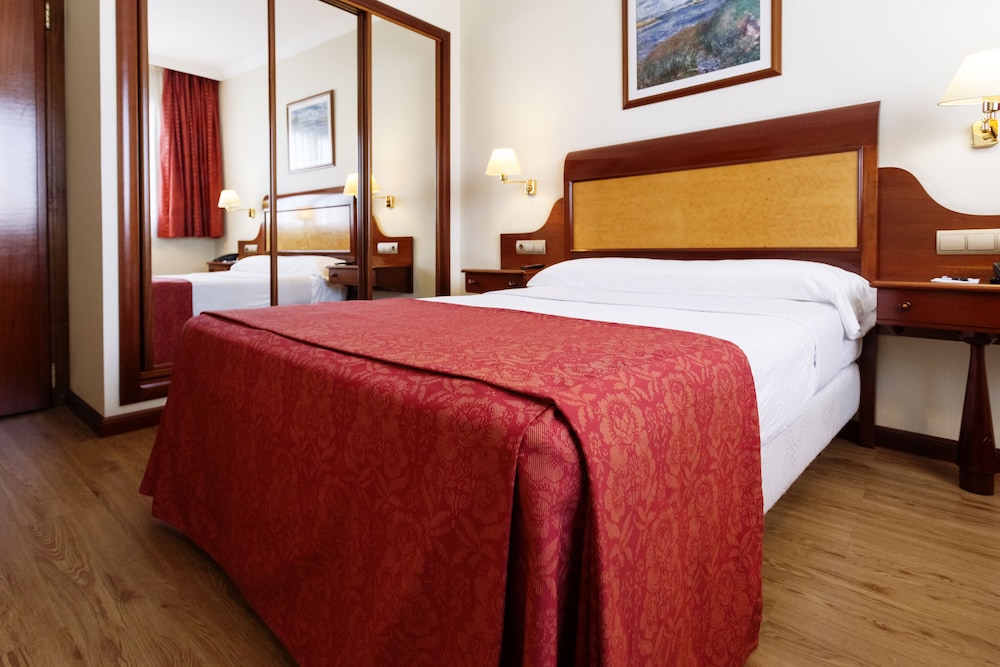 Gran Hotel De Ferrol 12/32
