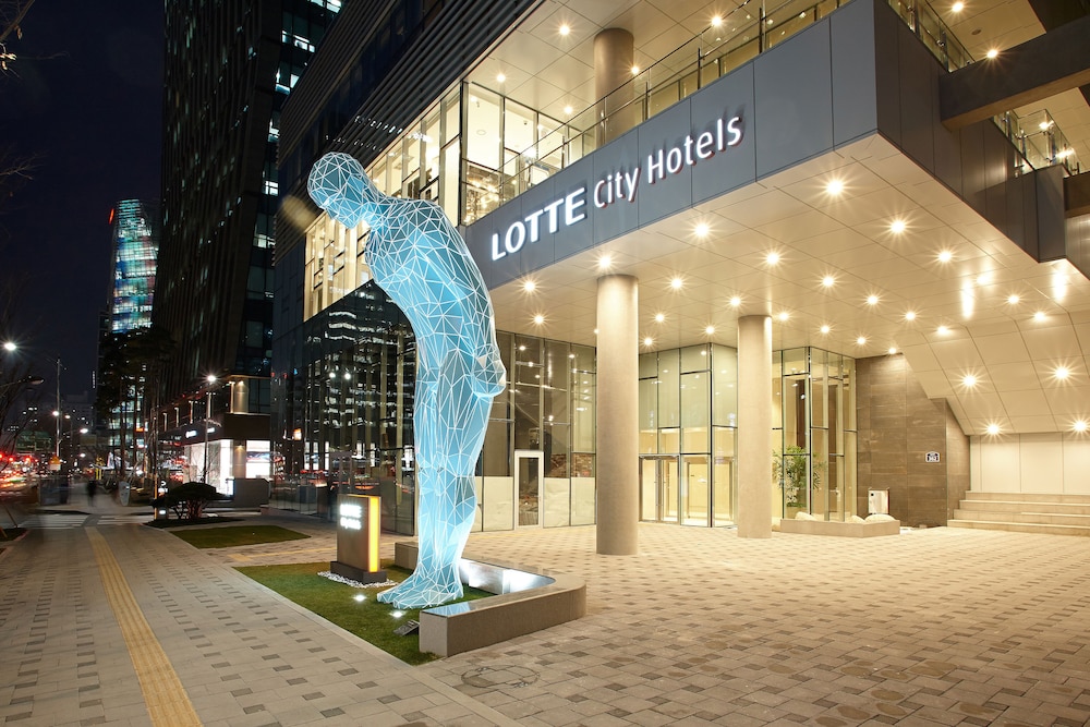 LOTTE CITY HOTEL MYEONGDONG 68/71