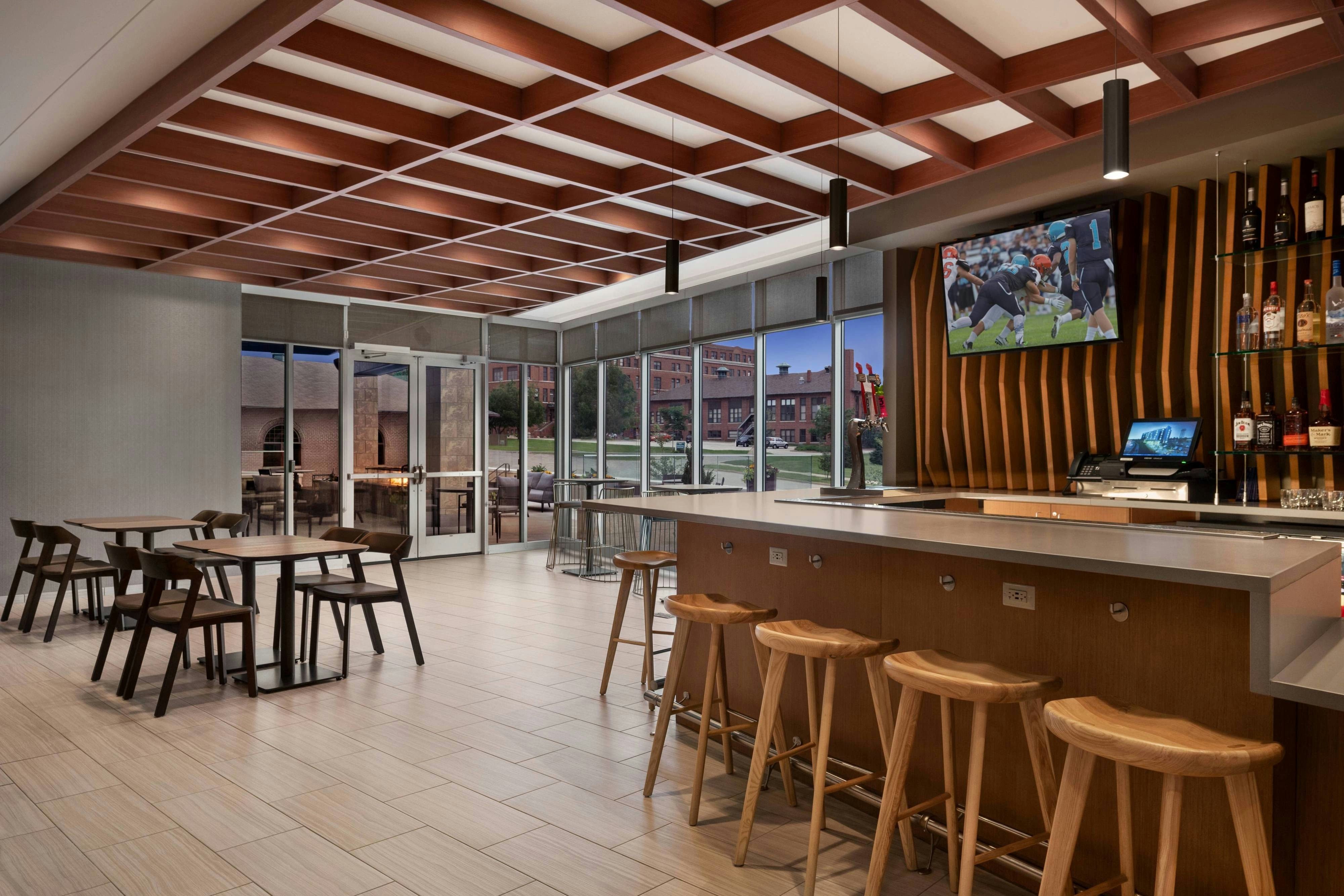 Springhill Suites Milwaukee West Wauwatosa 42/50