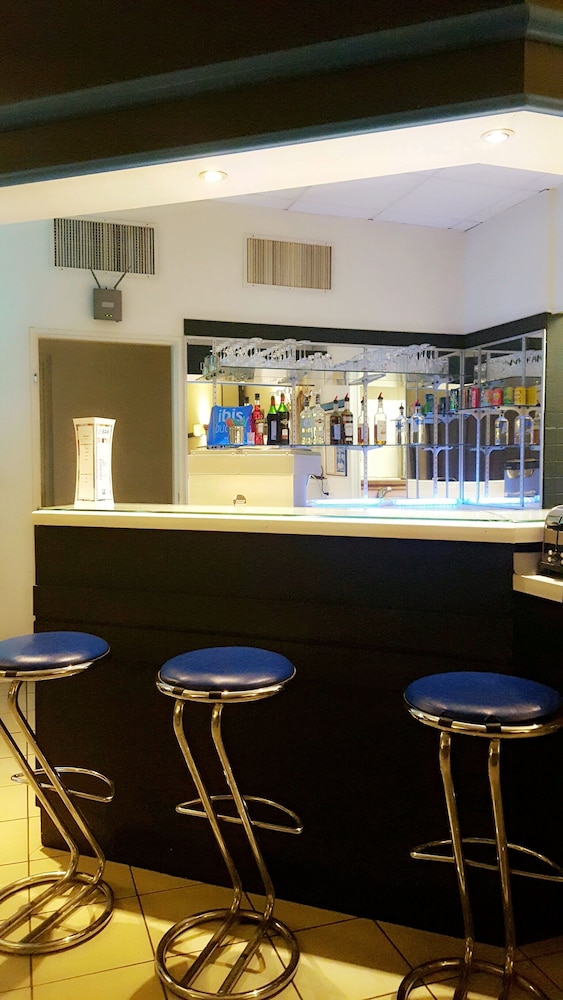 IBIS BUDGET SAINT CHRISTOL LES ALES 37/50