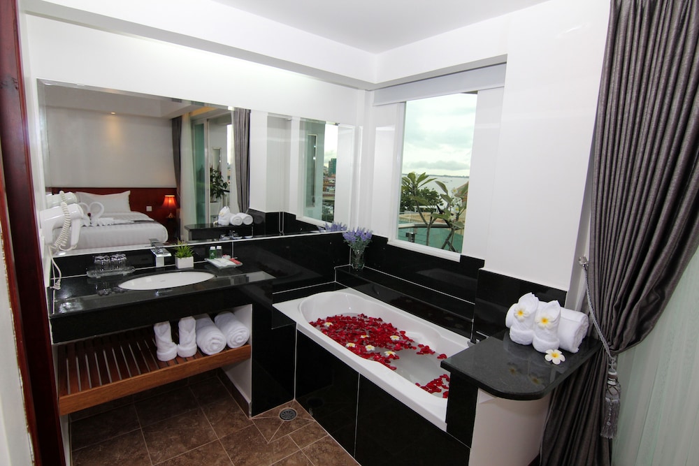 Harmony Phnom Penh Hotel 48/78