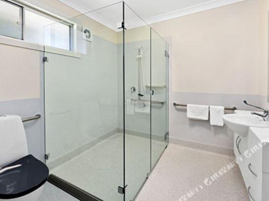 Rotary Lodge Port Macquarie 12/12