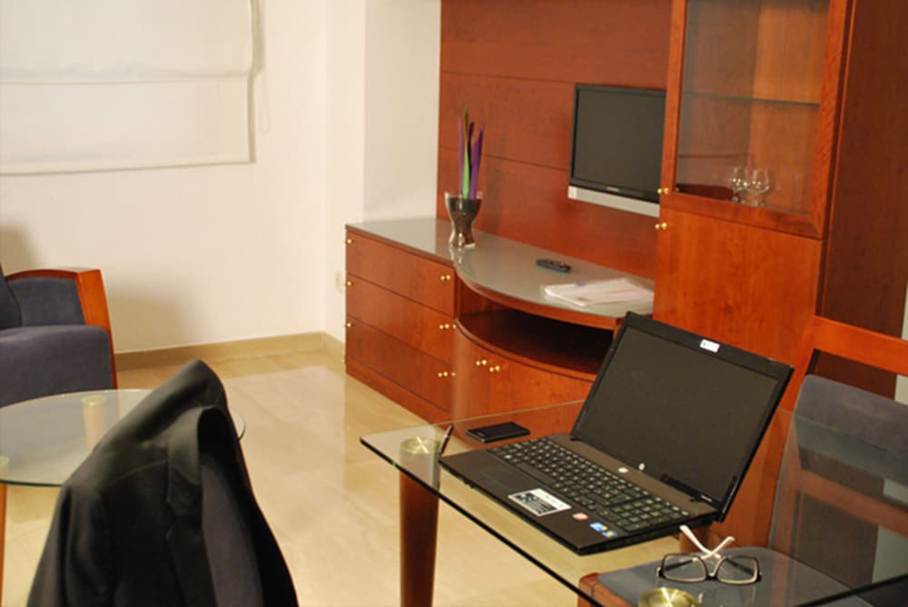 Aparthotel Napols 24/43