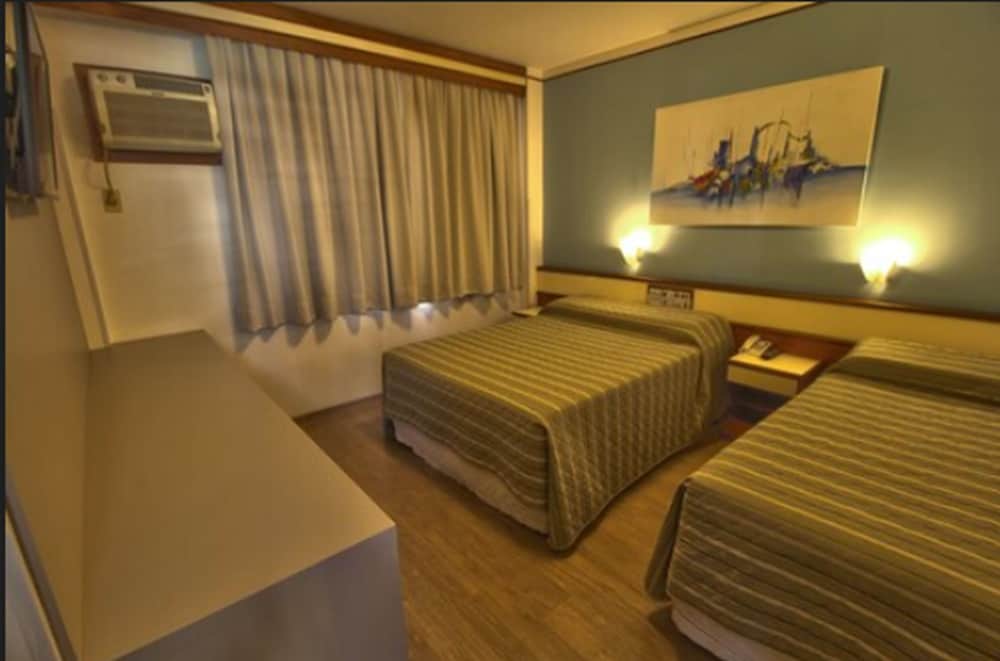 Hotel Gracher Praia 40/68