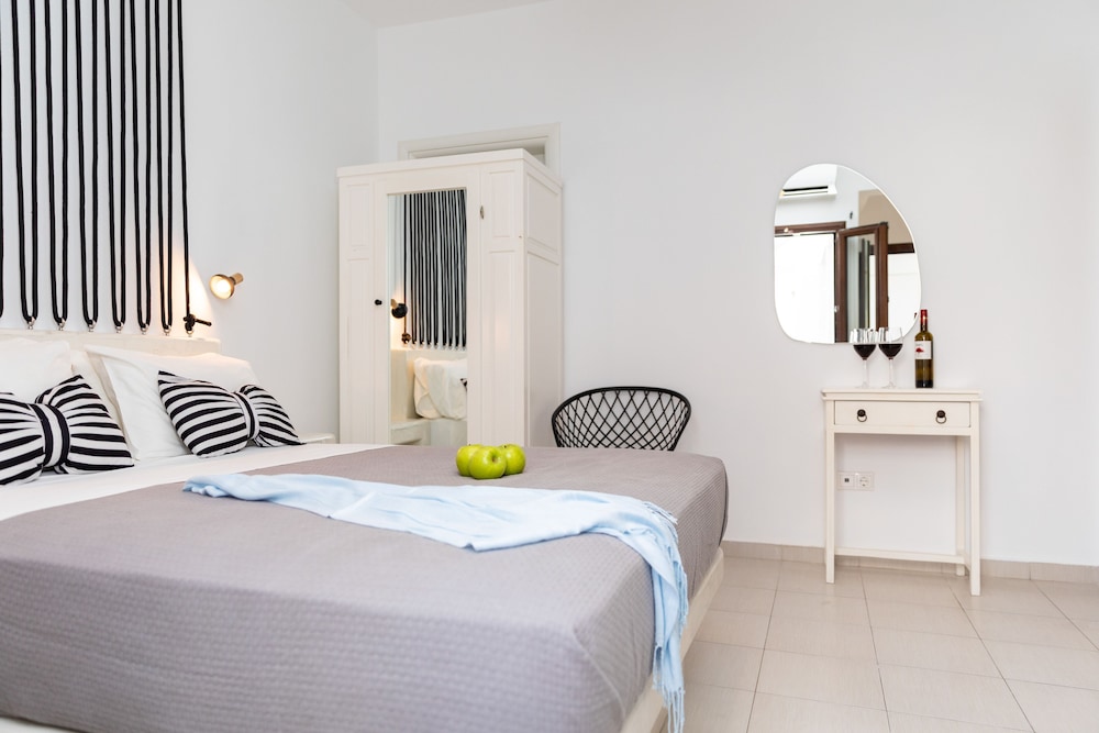 DEPIS PLACE AND APARTMENTS 14/50