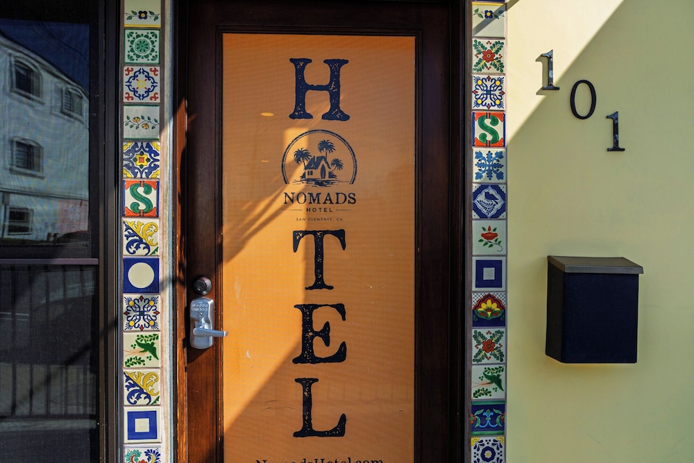 Nomads Hotel 36/67
