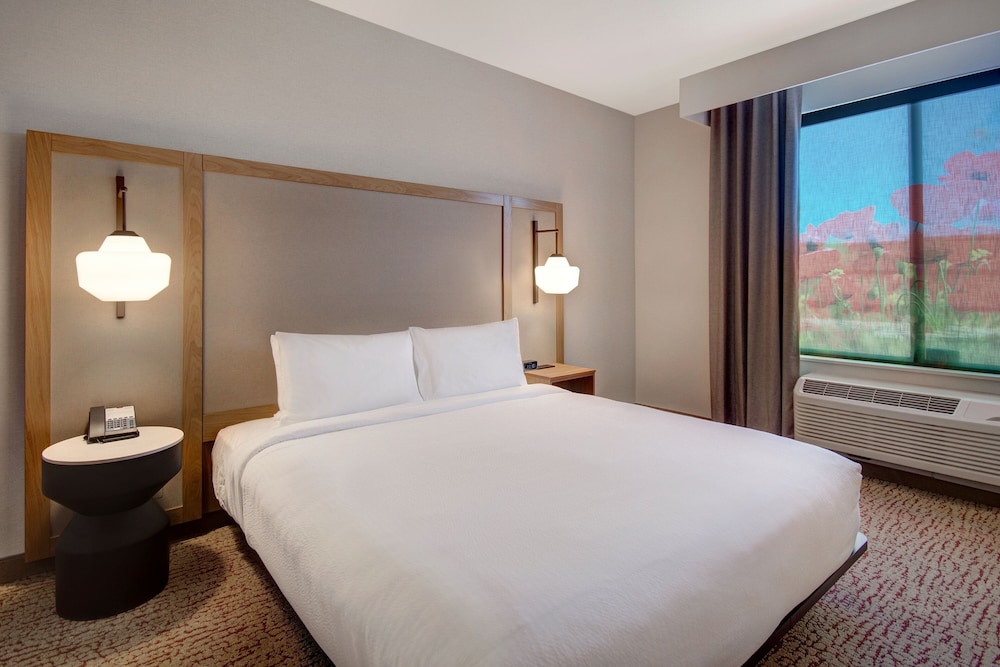 Fairfield Inn & Suites Lancaster Palmdale 9/34