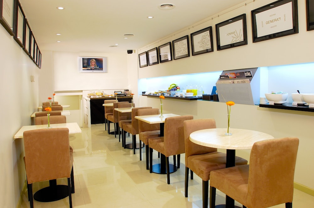 ULISES RECOLETA SUITES 54/64