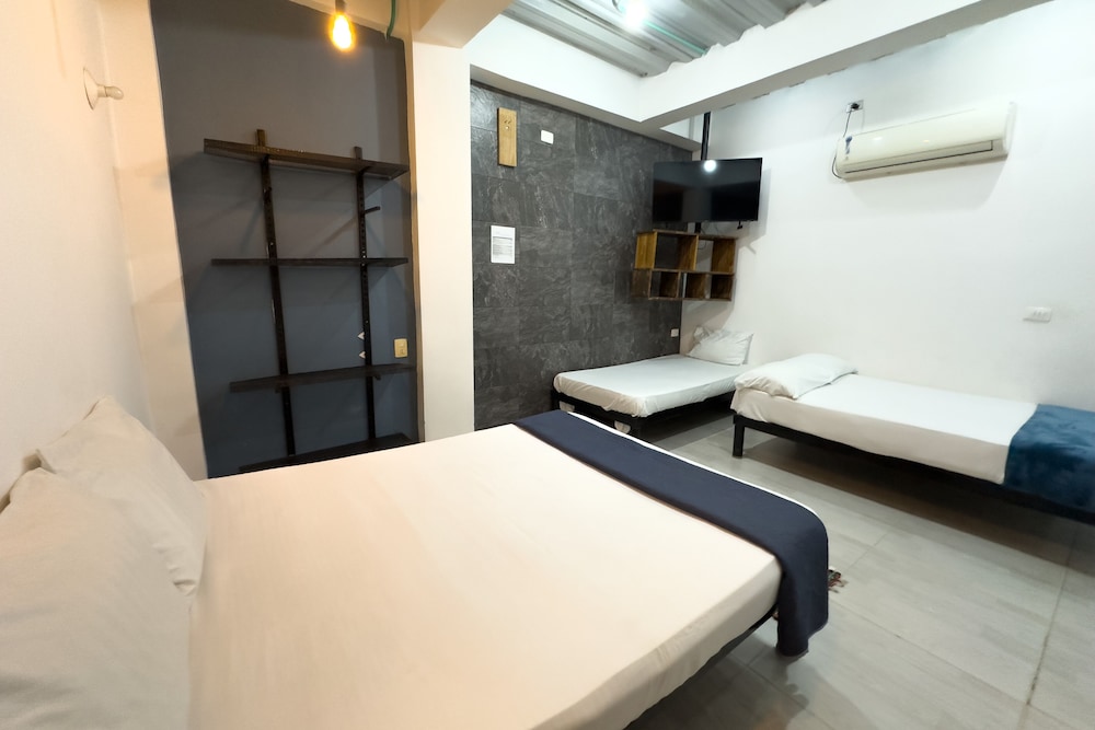 Hotel Family House Rodadero 12/28
