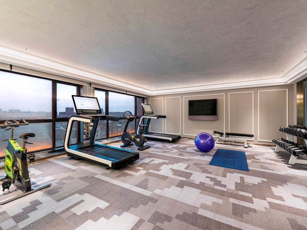 Mercure Nantong Downtown 36/65