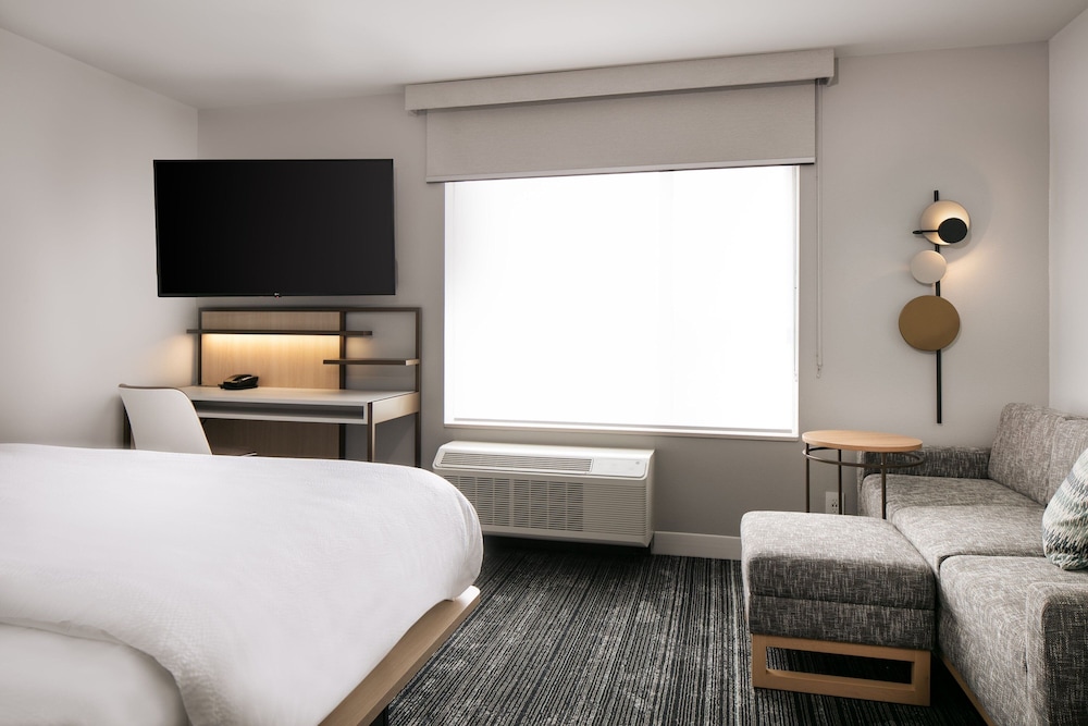 TownePlace Suites Oconomowoc 7/28