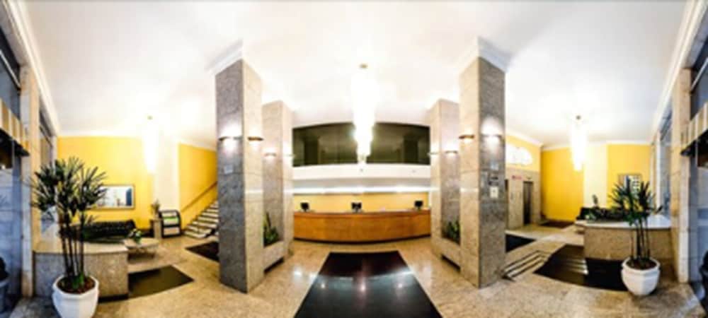 Hotel Del Rey 52/64