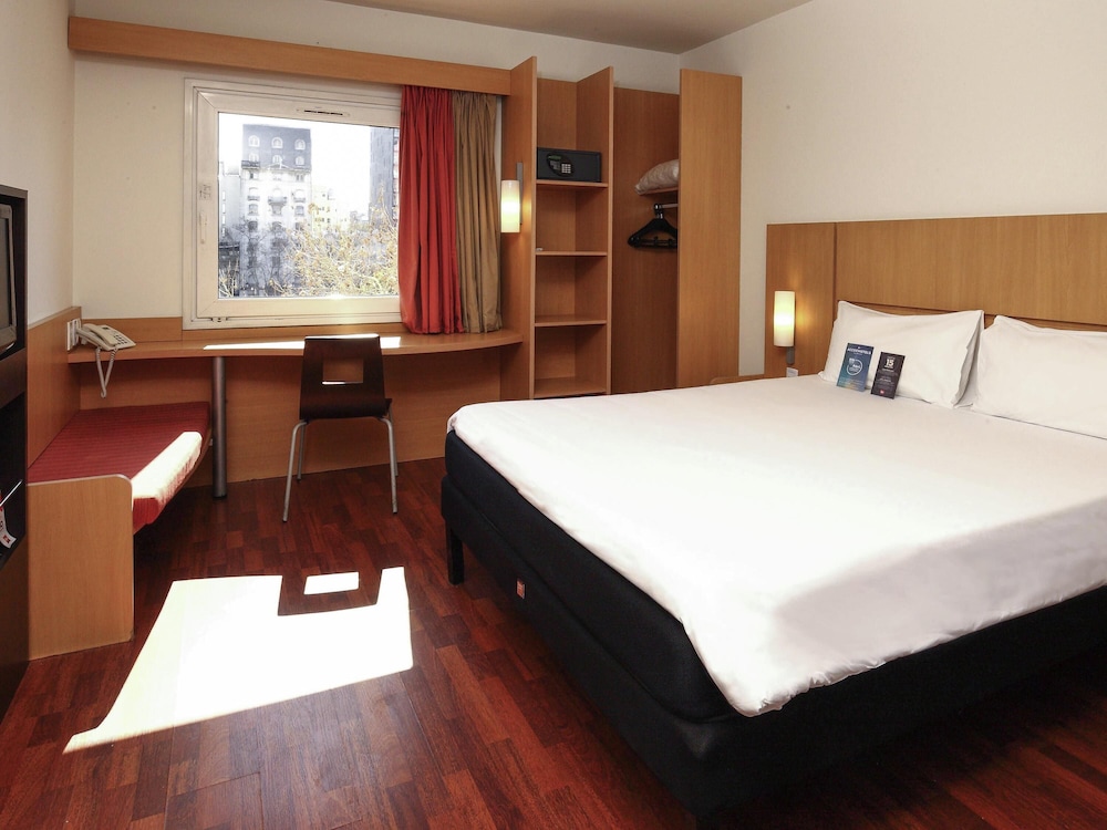 Ibis Buenos Aires Congreso 25/70