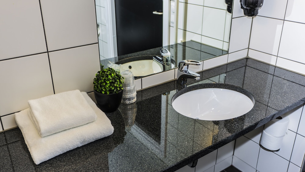 Pingvinhotellet UNN Tromso 36/36