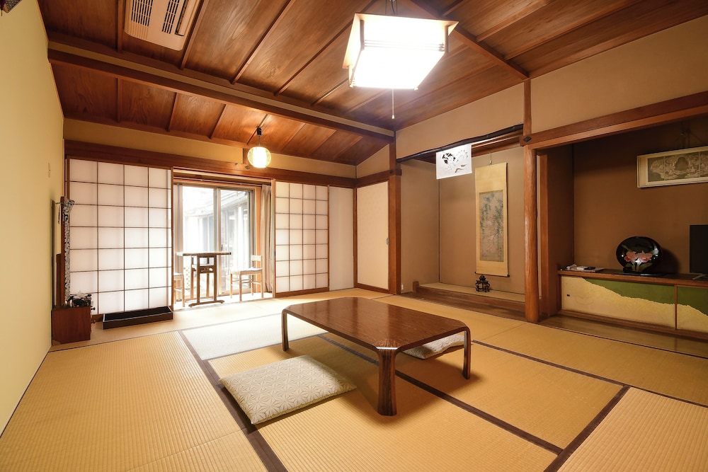 Koyasan Yochi In 10/50