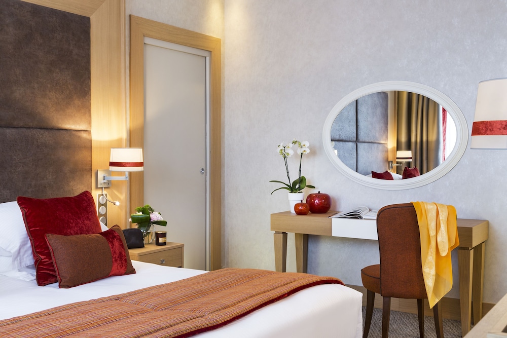 Hotel Barriere L Hotel Du Golf 6/75