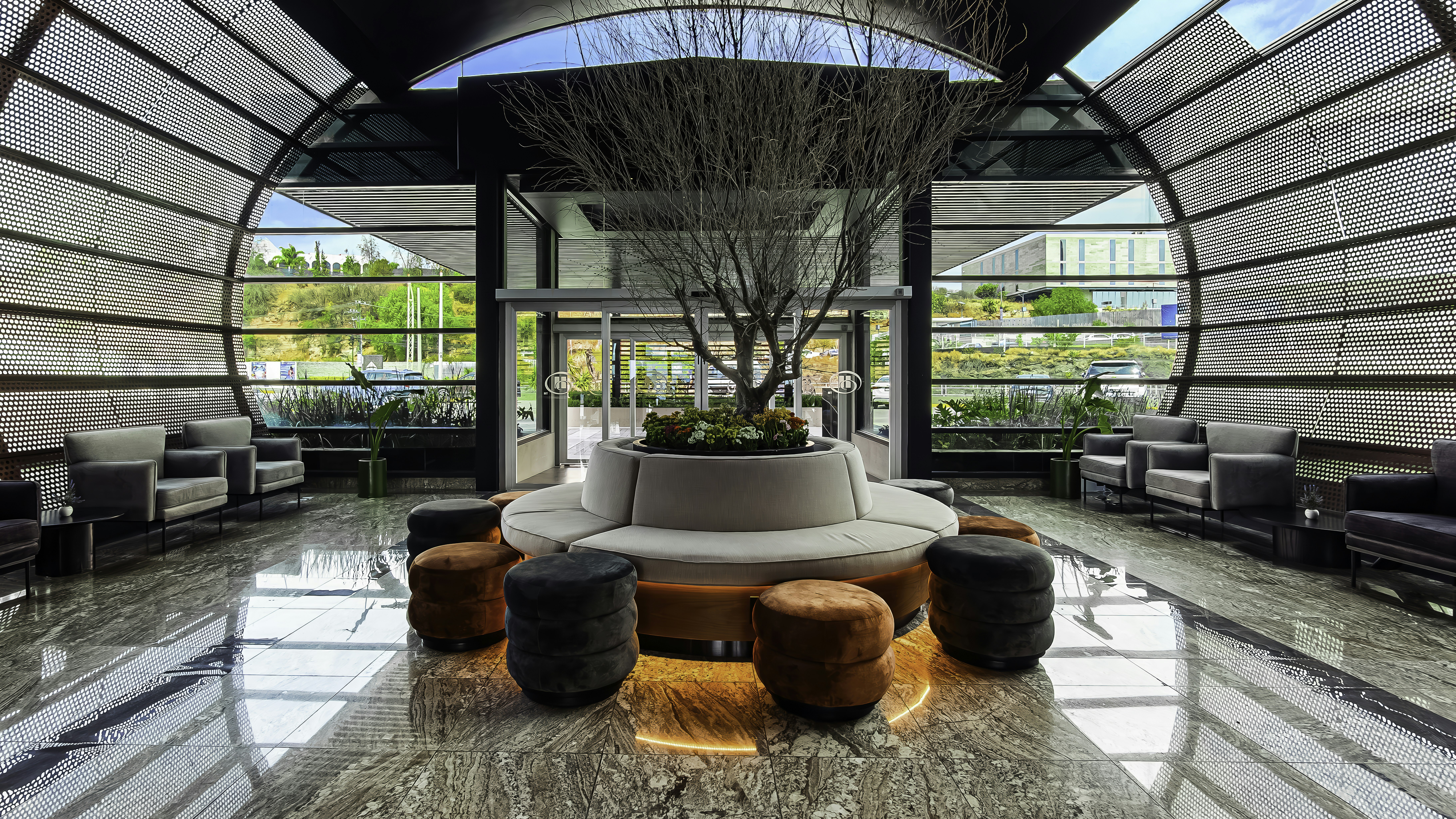 Hilton Queretaro 9/50