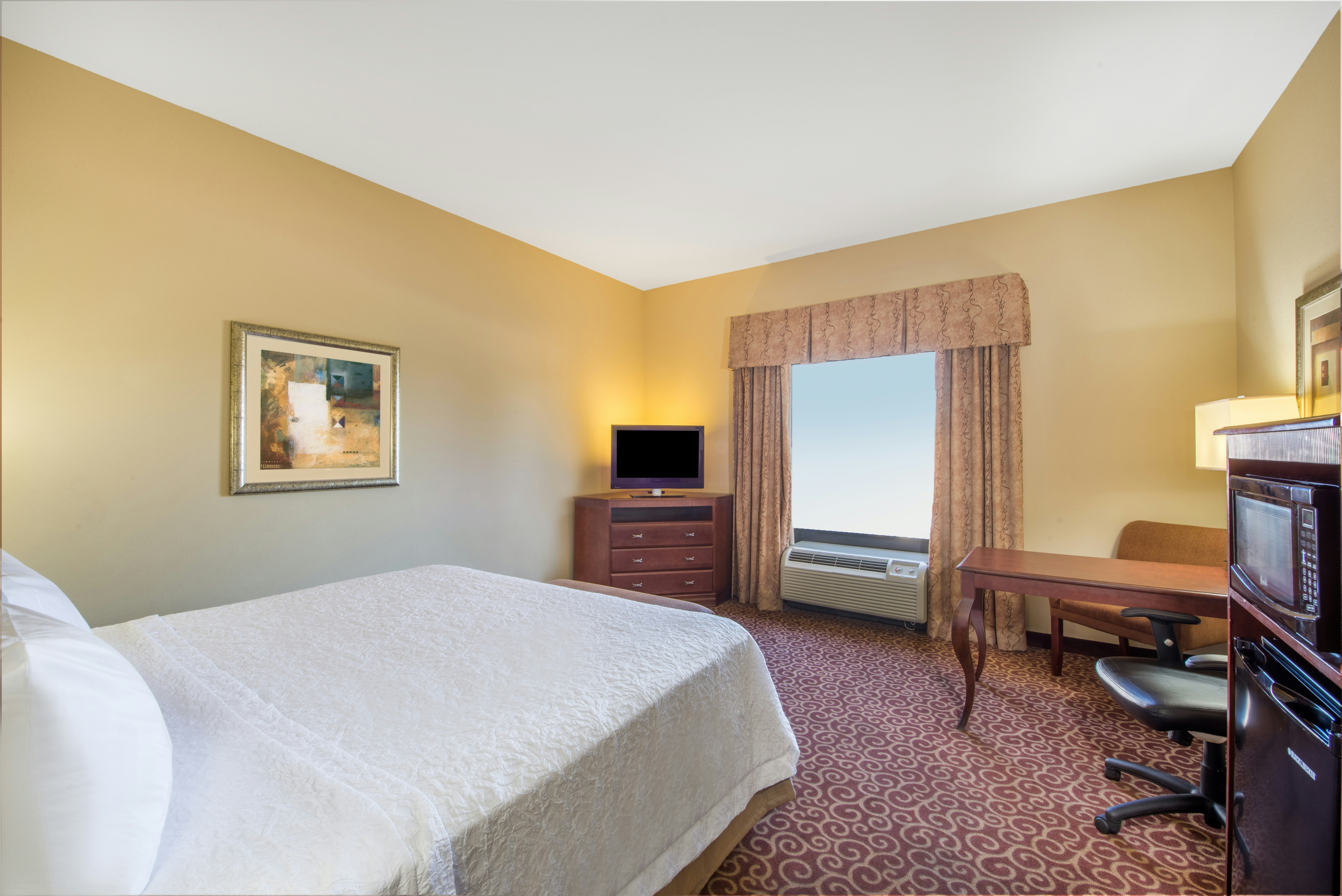 ROOM, KING BED