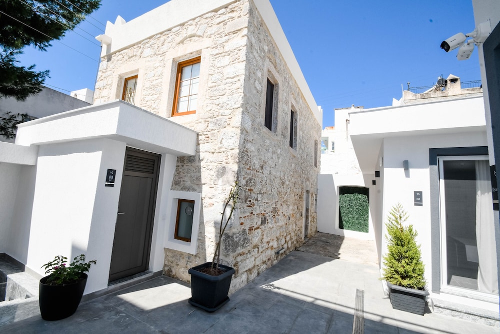 Swan Boutique Hotel 27/35