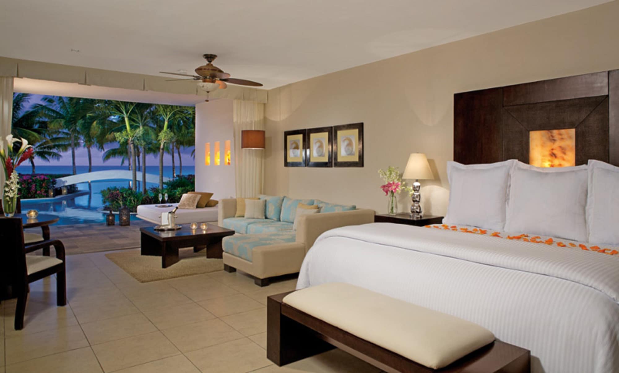 Preferred Club, Swim Out, Junior Suite, King Bed, Ocean View