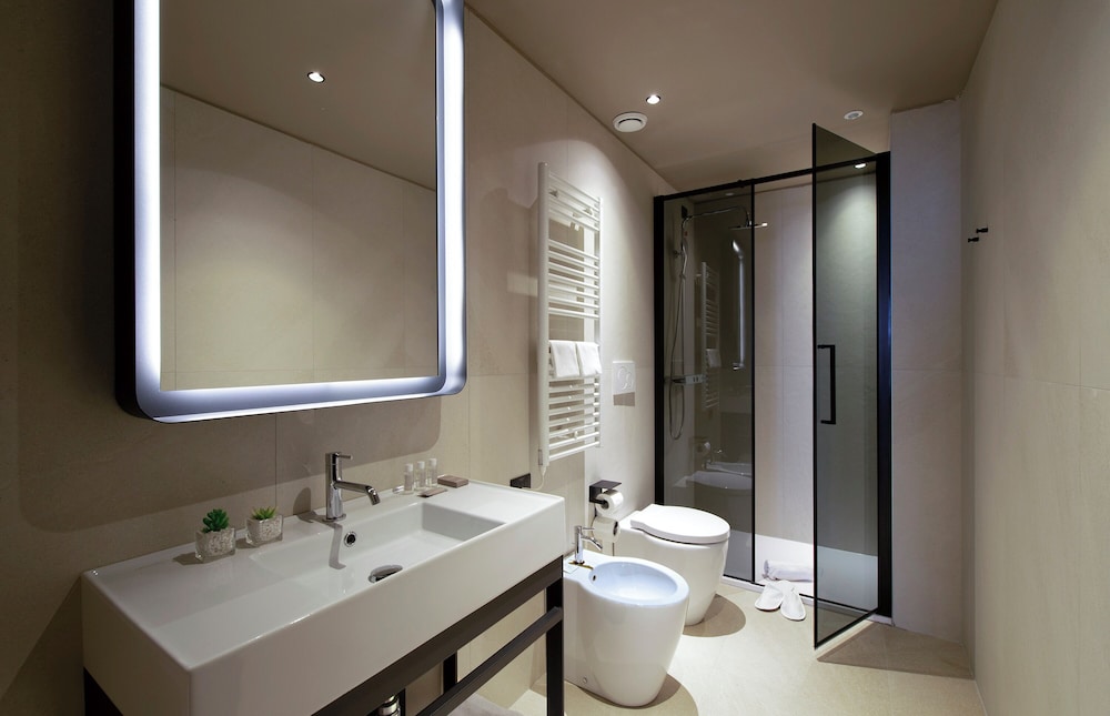 Scarlatti Hotel Milano 49/50