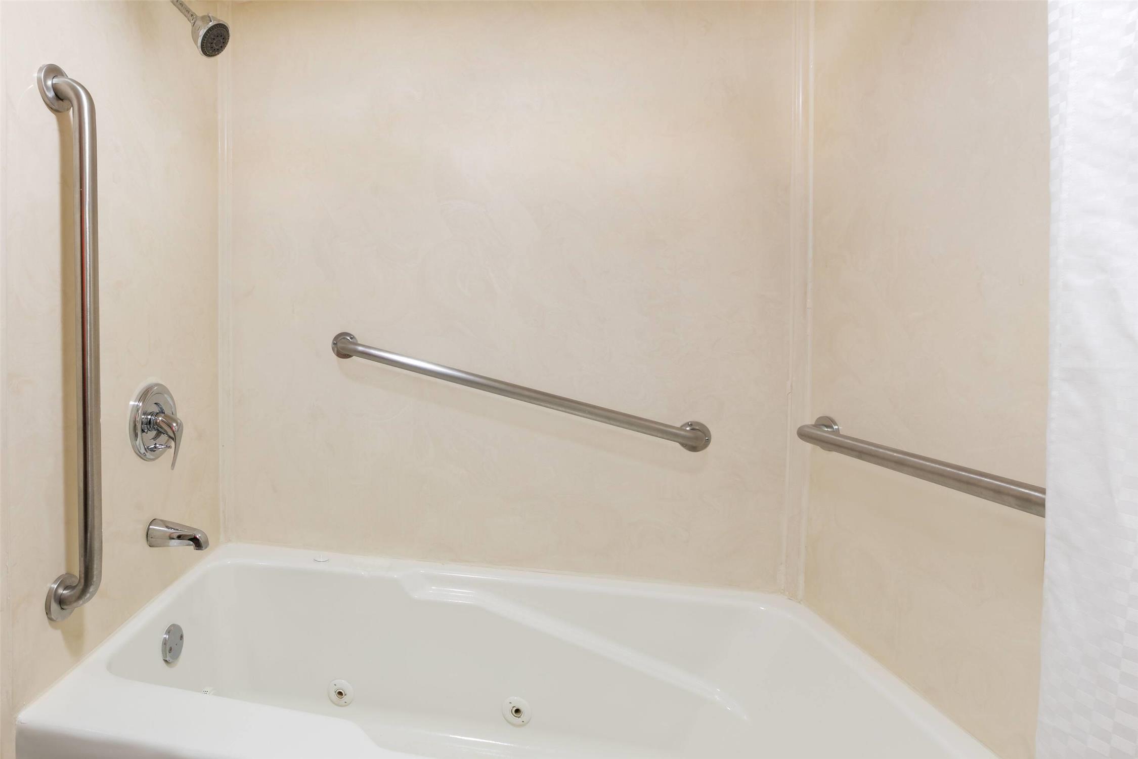Super 8 by Wyndham Norman West OK 5/7
