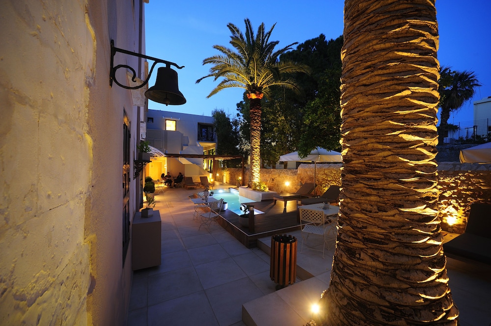 Pepi Boutique Hotel 42/50