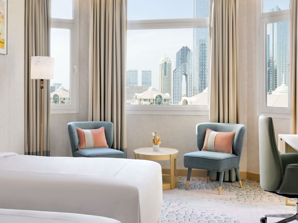غرفة ديلوكس بسريرين منفصلين، Swissotel Al Murooj Dubai 5/10