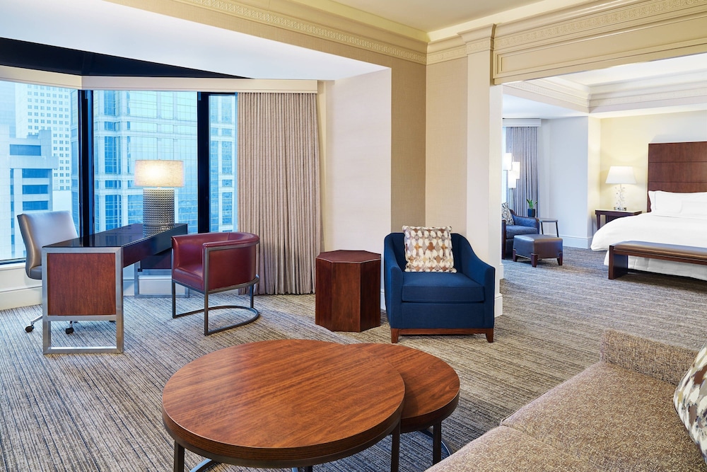 Westin Chicago River North 20/56