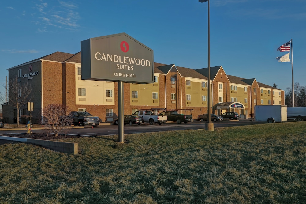 Candlewood Suites Indianapolis - South 69/77