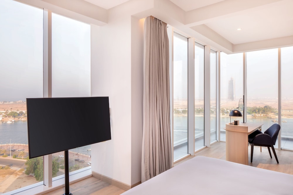 فور بوينتس شيراتون كورنيش جدة(Four Points by Sheraton Jeddah Corniche) 45/50