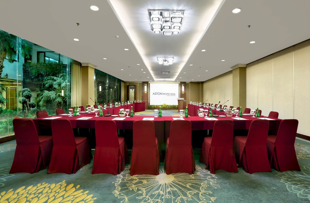 Aston Tropicana Hotel Bandung 59/69
