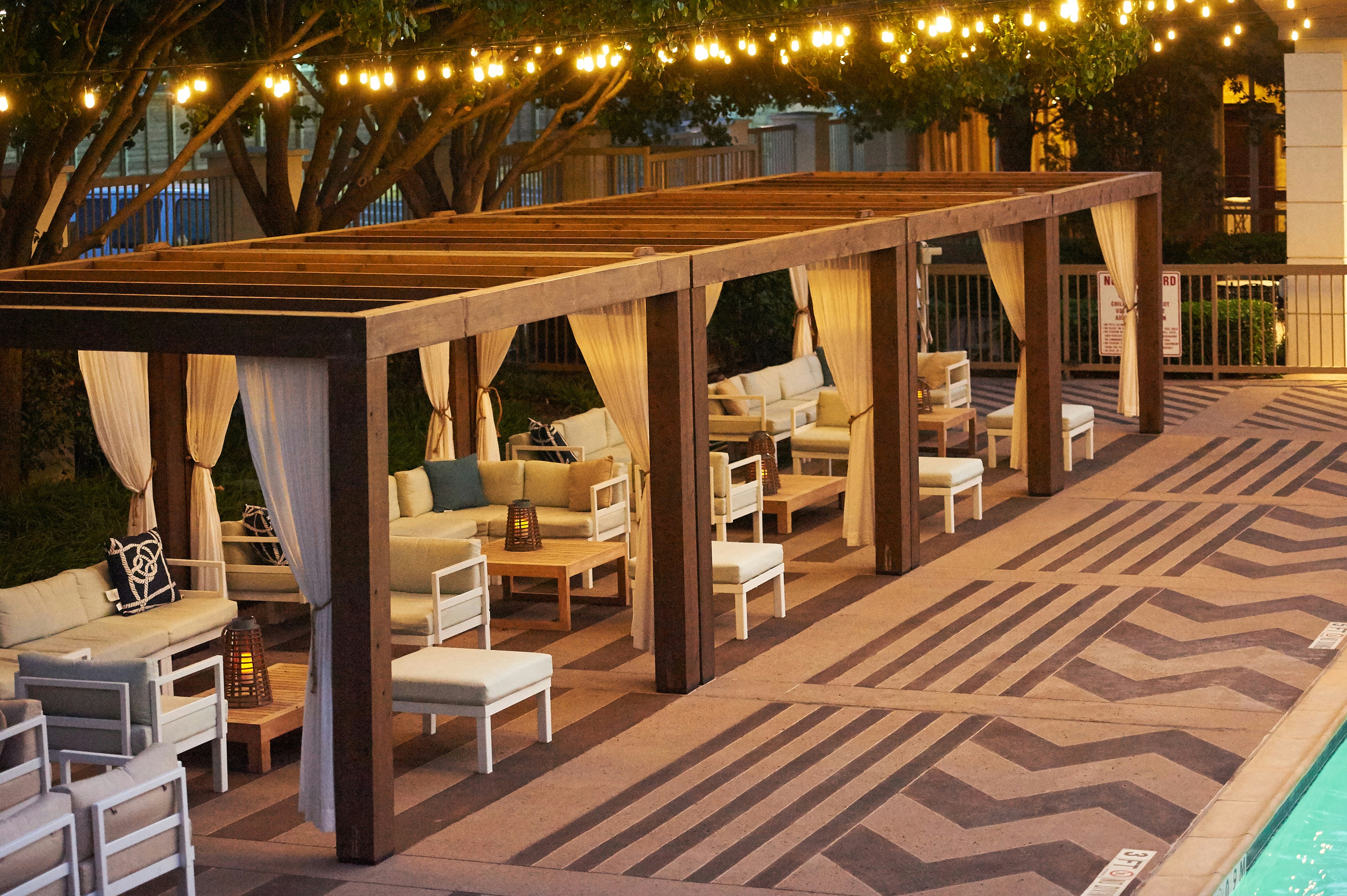 Doubletree By Hilton Dallas Market Center 10/17