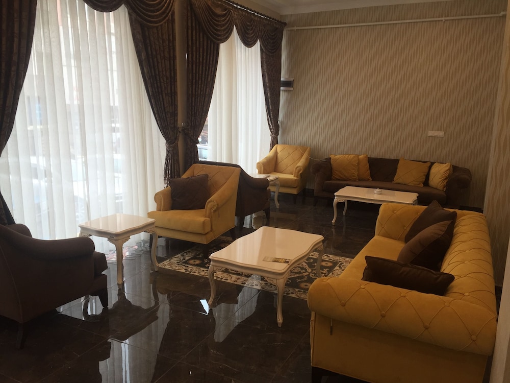 Grand Sera Hotel 33/50