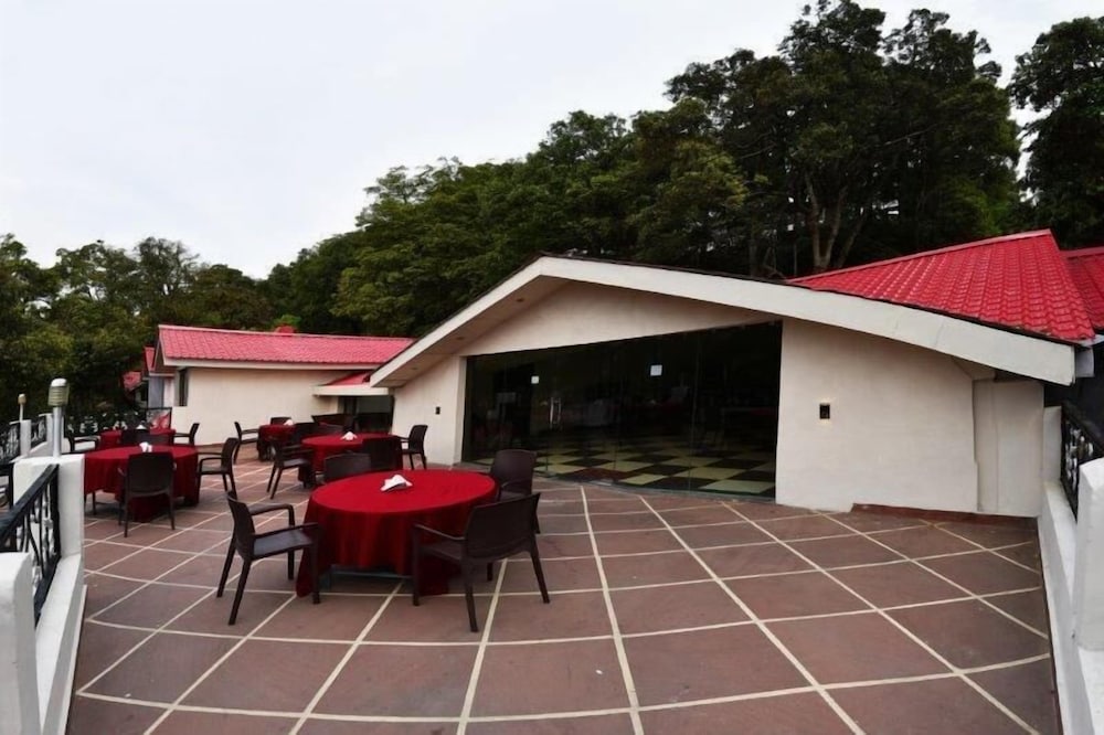 Indraprastha Resort Dalhousie 2/50