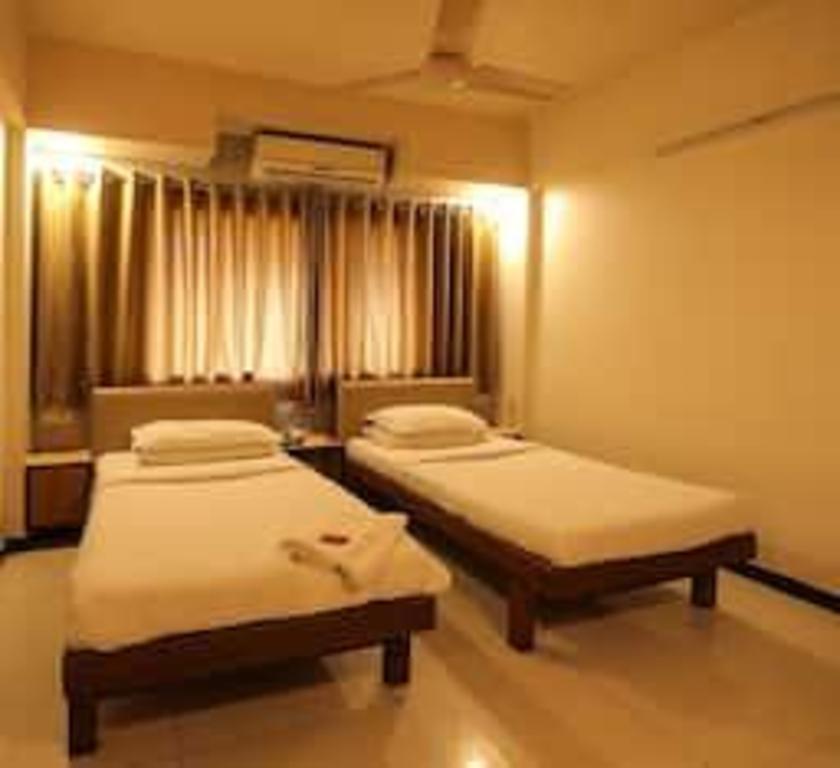 Hotel Sangam 13/42