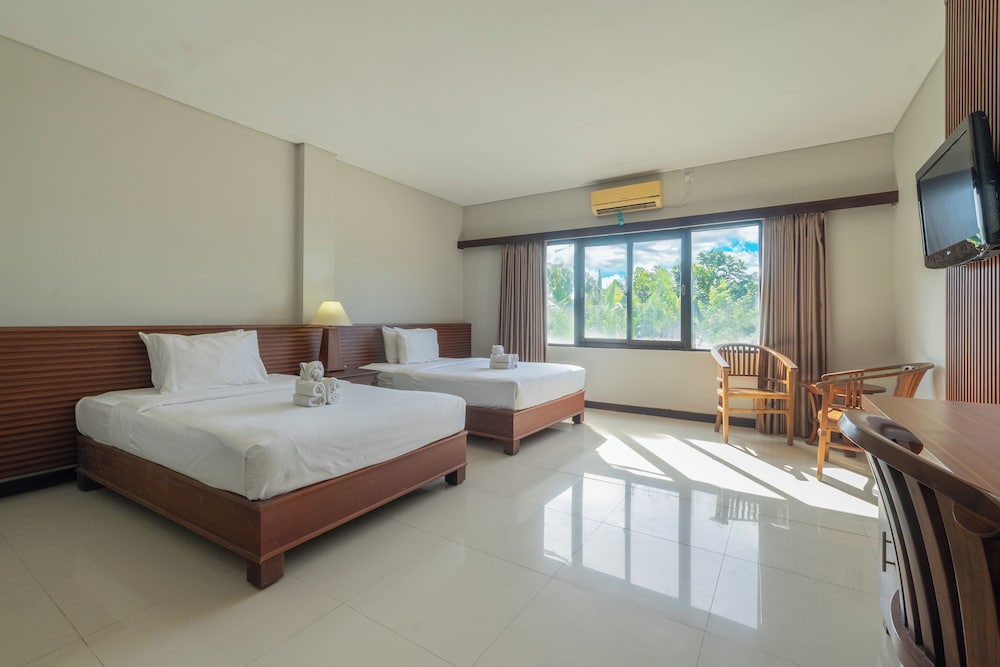 Nirmala Hotel 22/55