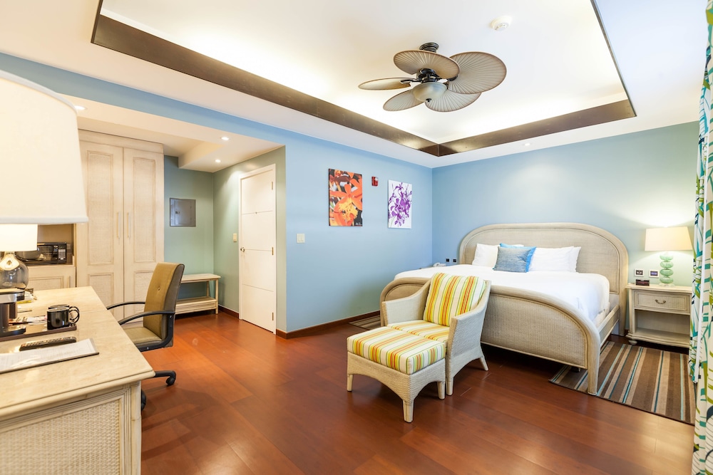 Surfrider Resort Hotel 63/79
