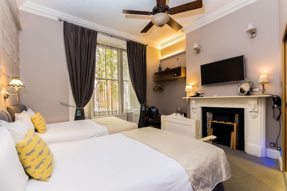 FAMILY, 2 DOUBLE BEDS