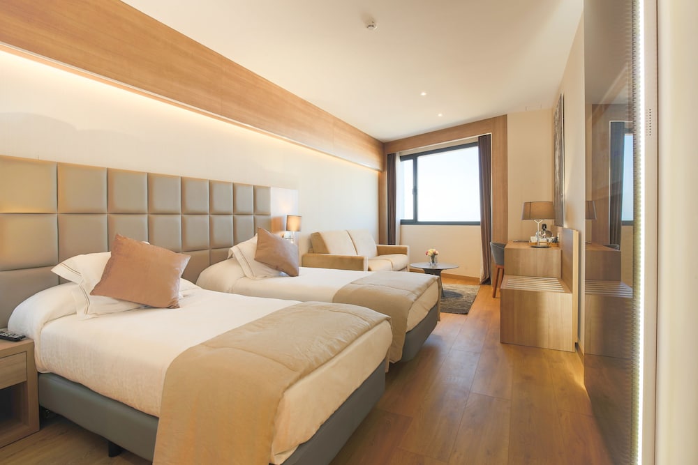 Lamaraz Arts Hotel 13/49