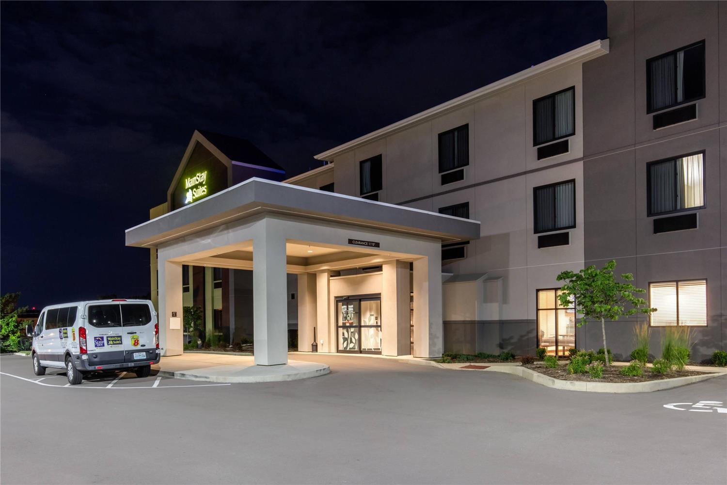 Mainstay Suites St Louis Airport 15/16