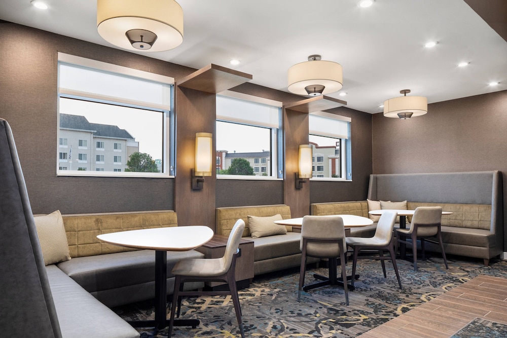 Residence Inn by Marriott East Peoria 29/36