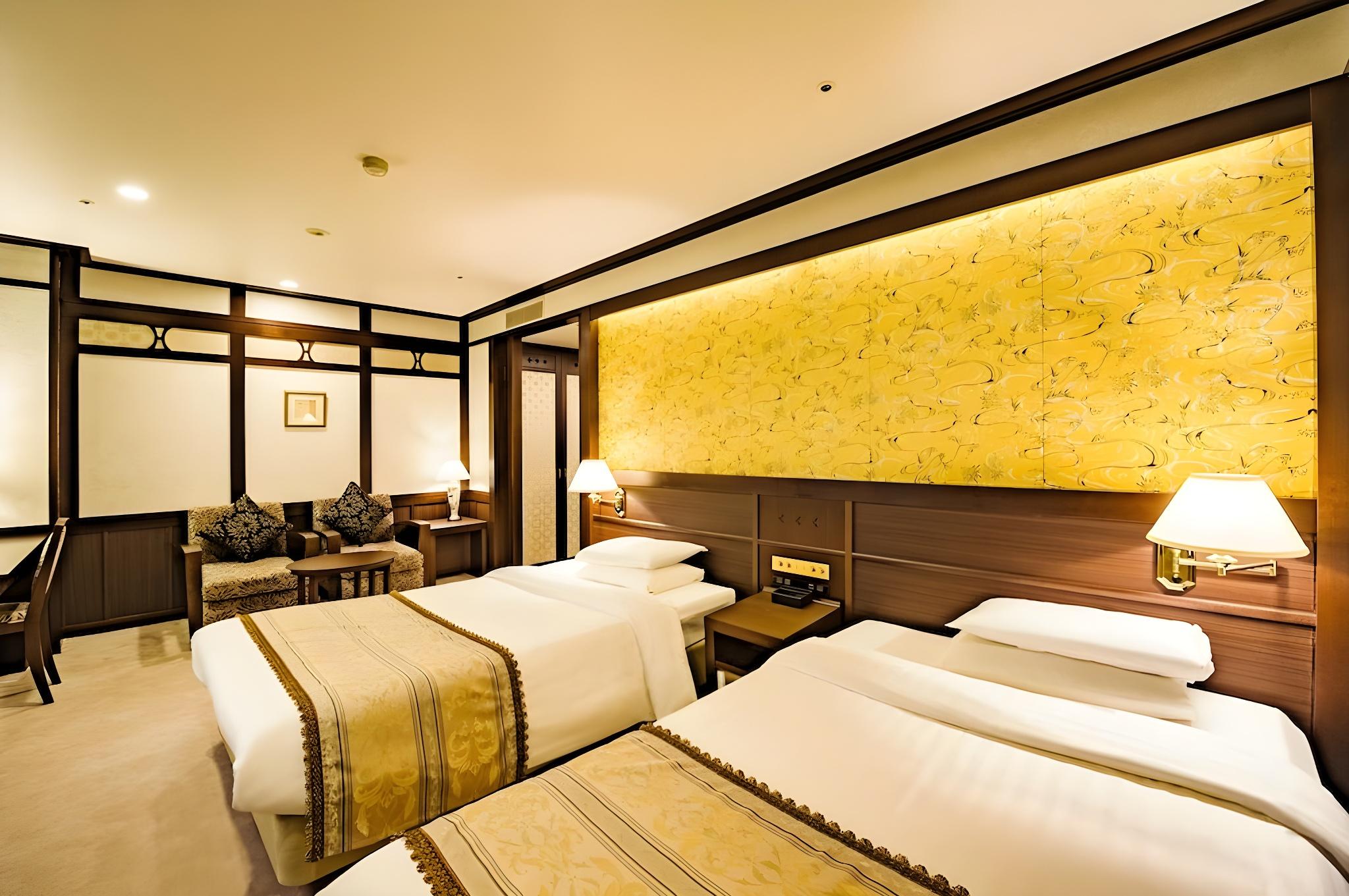 Executive, Semi Double Bed, 3 Beds, with Extra Bed