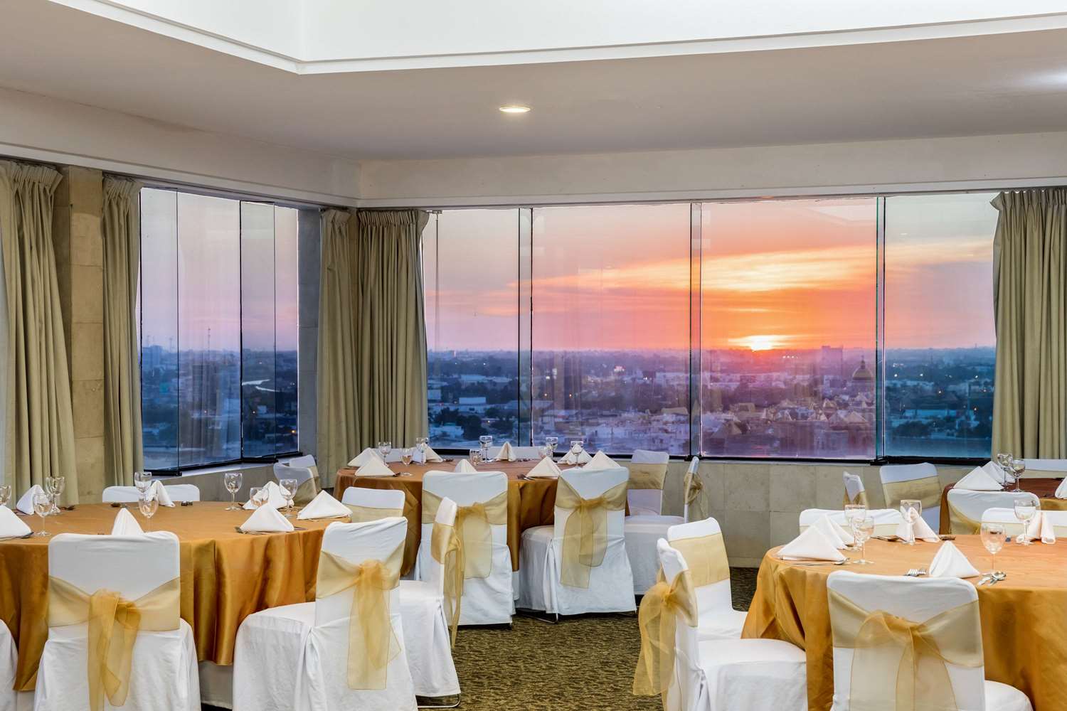 Ramada by Wyndham Hola Culiacan 30/45